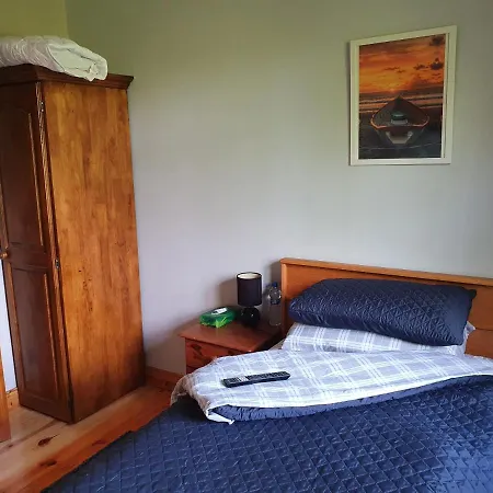 Hillcrest House Bed & Breakfast