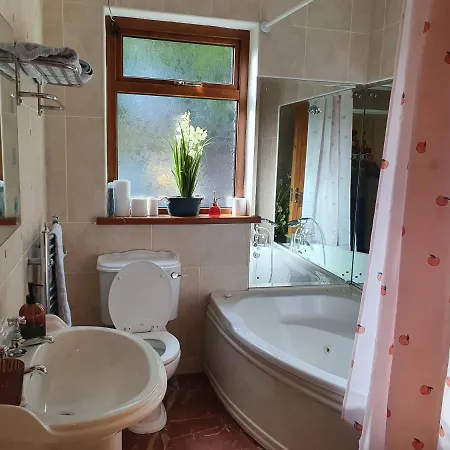 فندق مبيت وإفطار Hillcrest House *